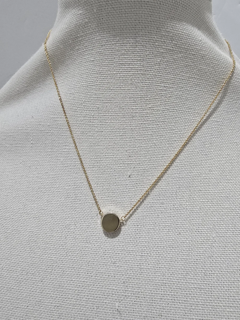 Tory Burch Logo Necklace Gold Cream